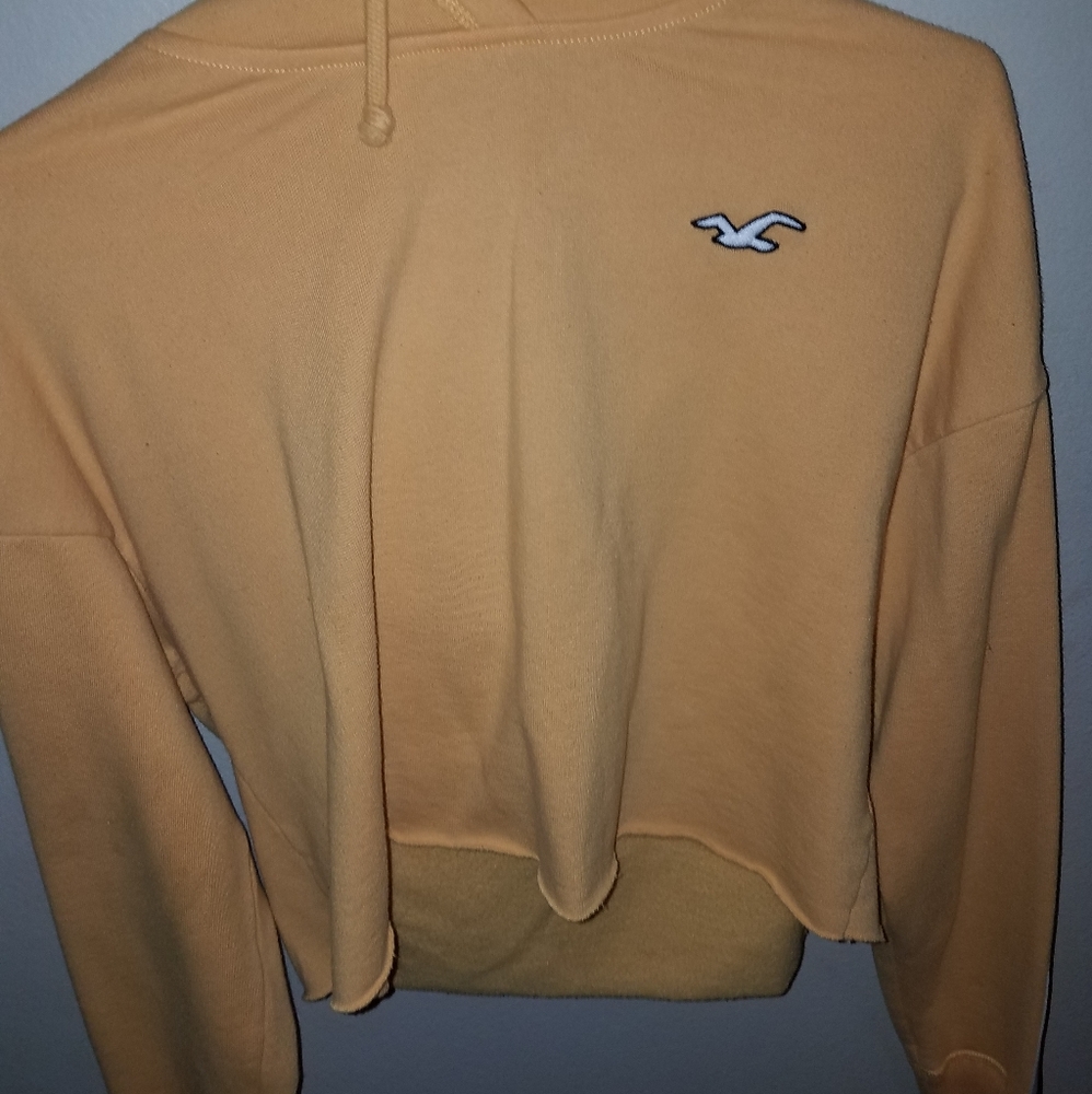 Crop top sweater